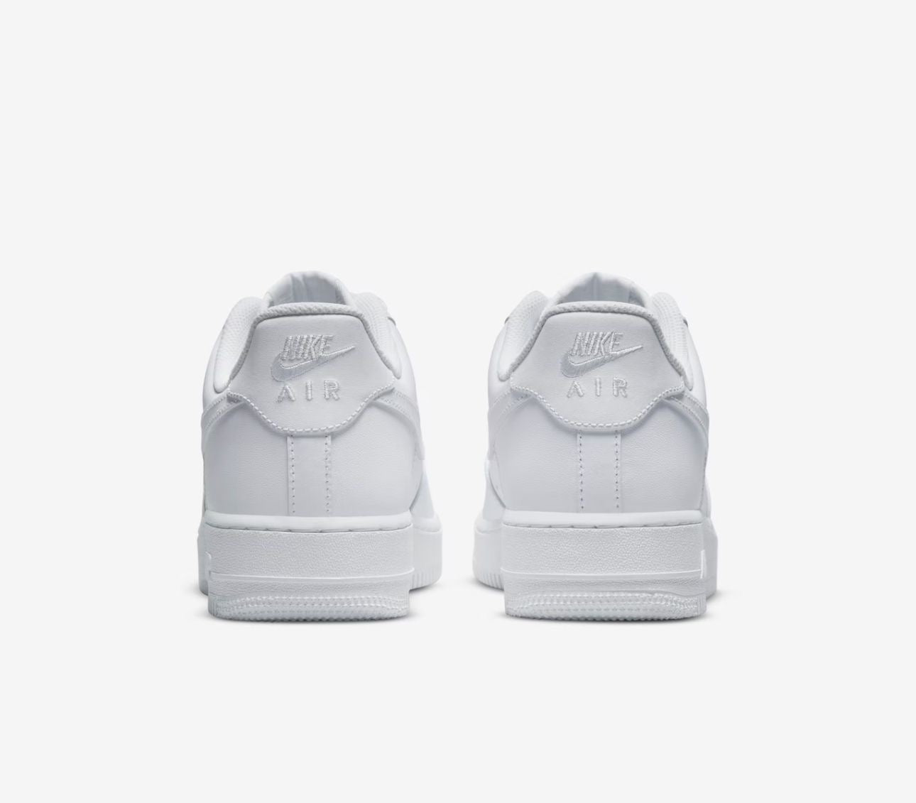 Nike Air Force 1 Triple White