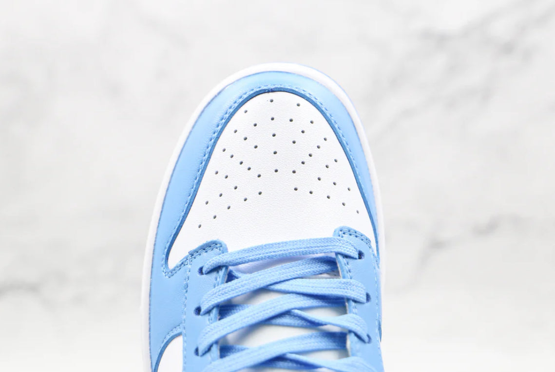 Nike Dunk Low UNC