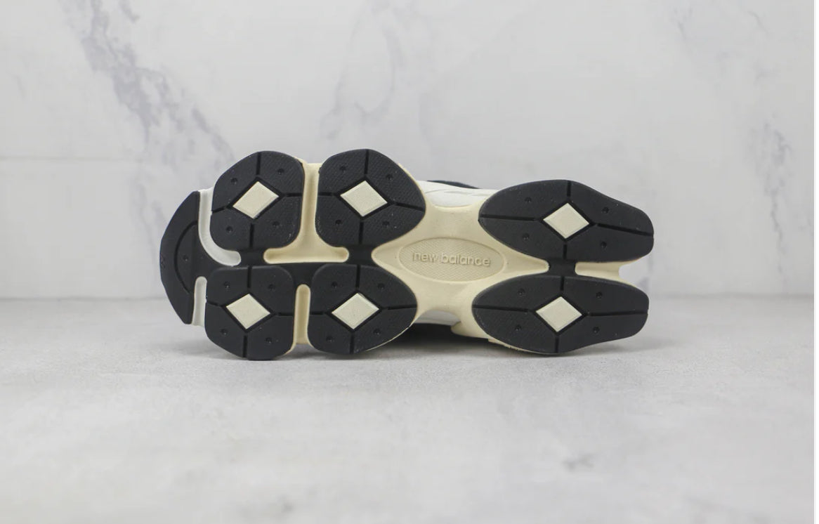 New Balance 9060 Black
White