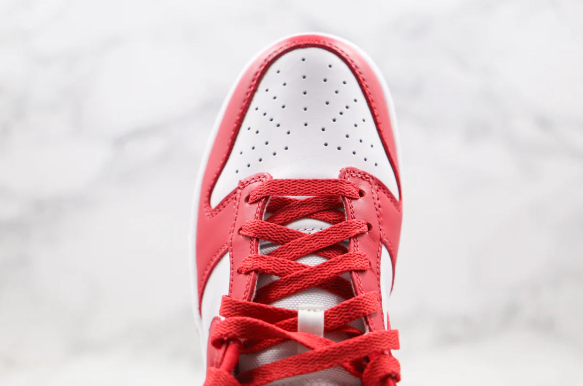 Nike Dunk Low University
Red