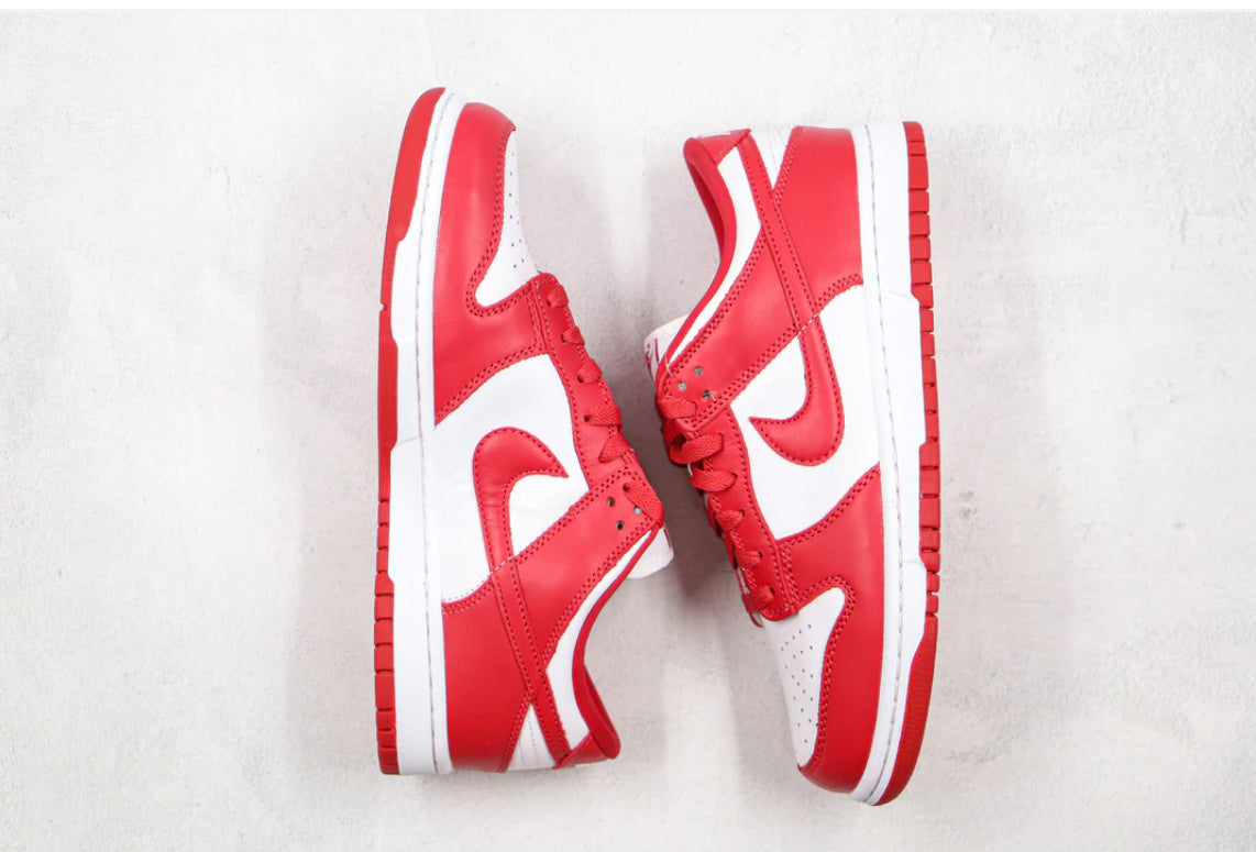 Nike Dunk Low University
Red