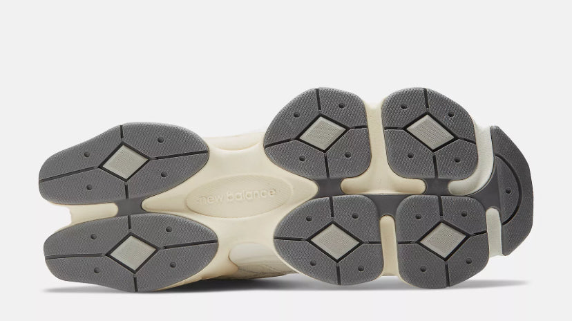 New balance 9060 sea salt white
