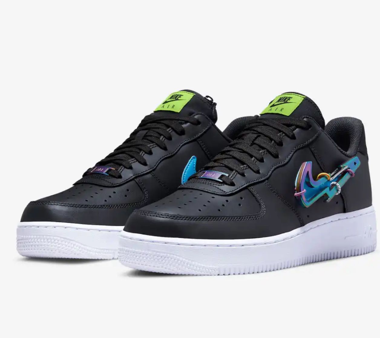 Nike Air force 1 PRM Black carabiner