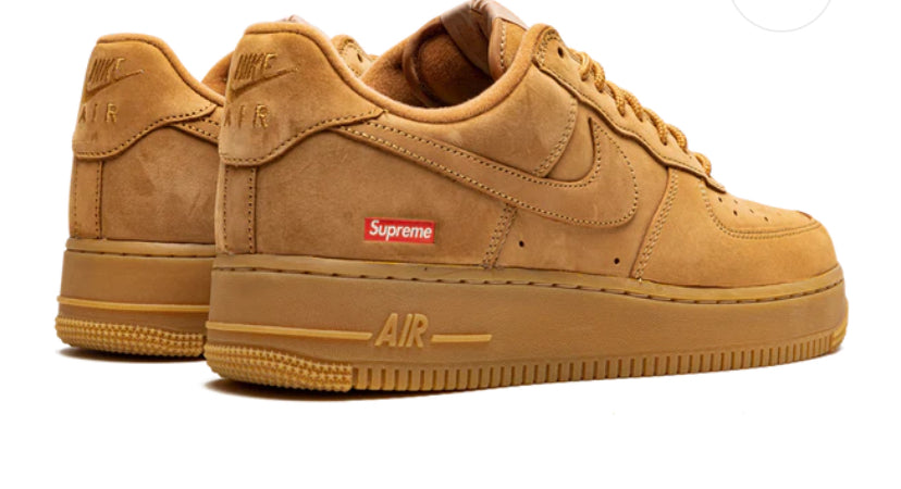 Nike Air Force 1 Low Supreme
Wheat