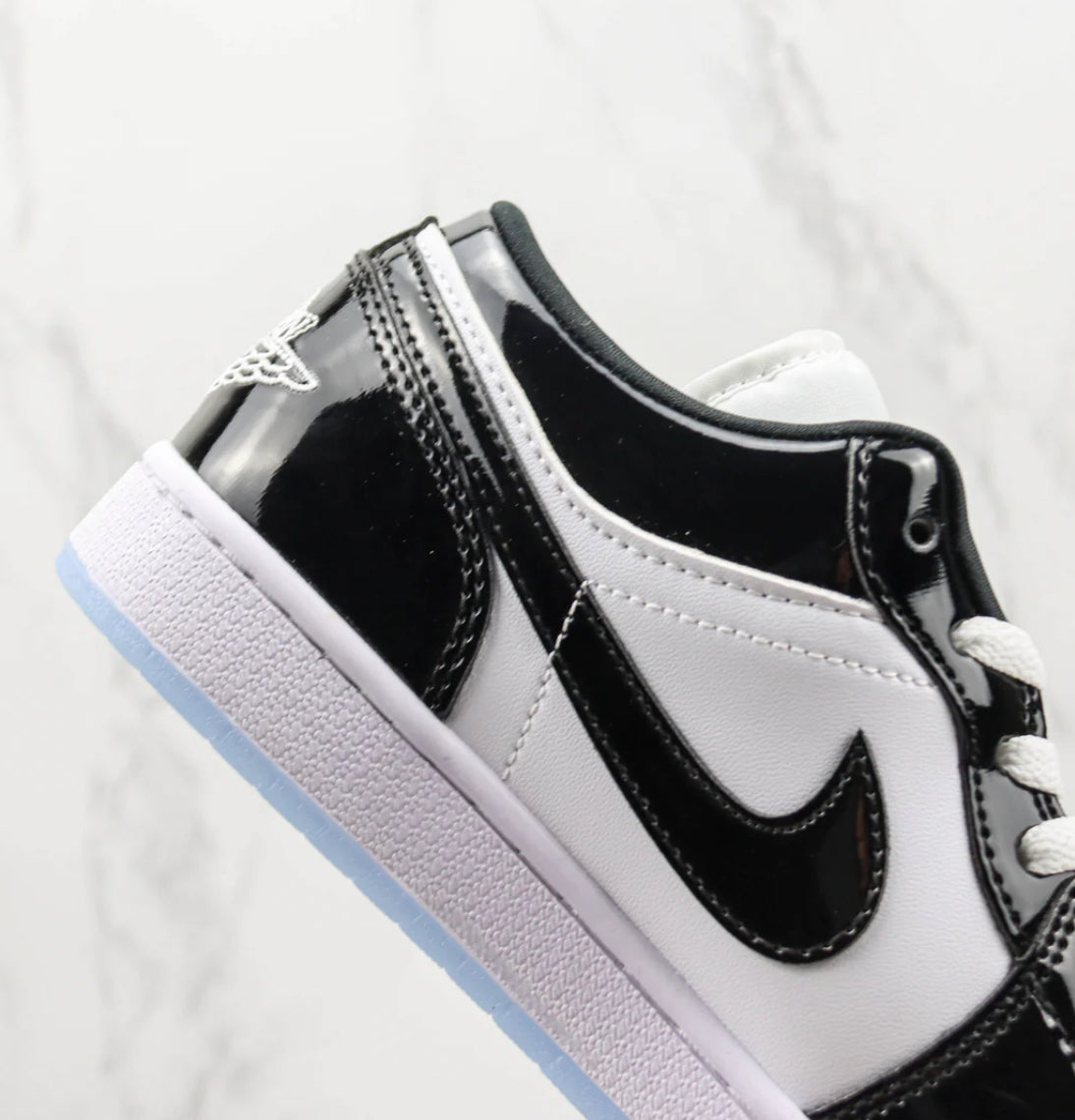 Air Jordan 1 Low SE Concord
