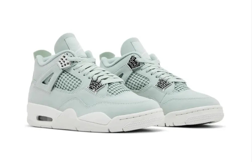 Air Jordan 4 Seafoam Sail