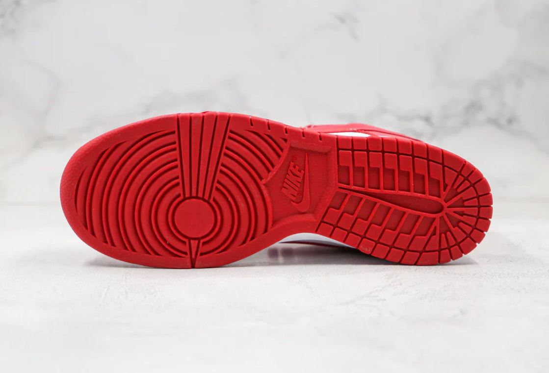 Nike Dunk Low University
Red