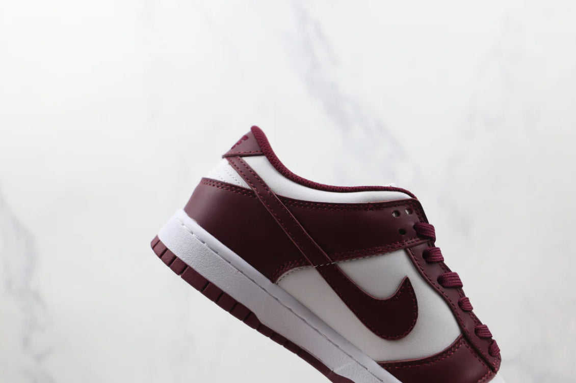 Nike Dunk Low Bordeaux